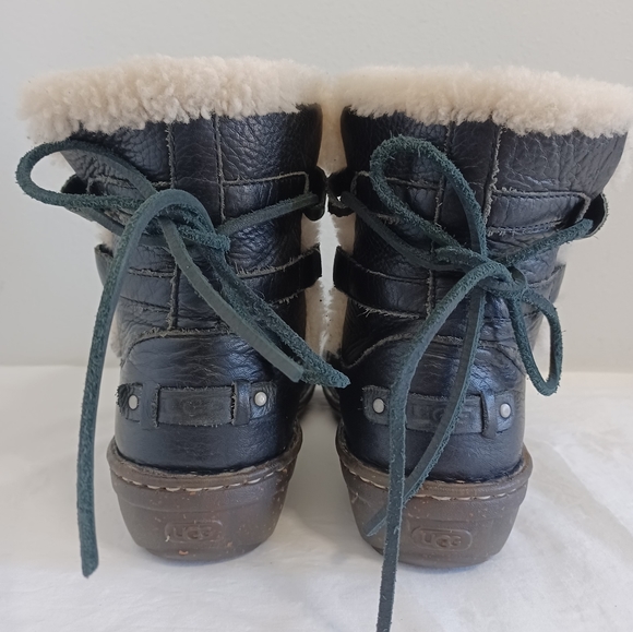 Ugg Rianne winter boots women's black leather sheepskin lined ankle size 7 - Picture 13 of 13